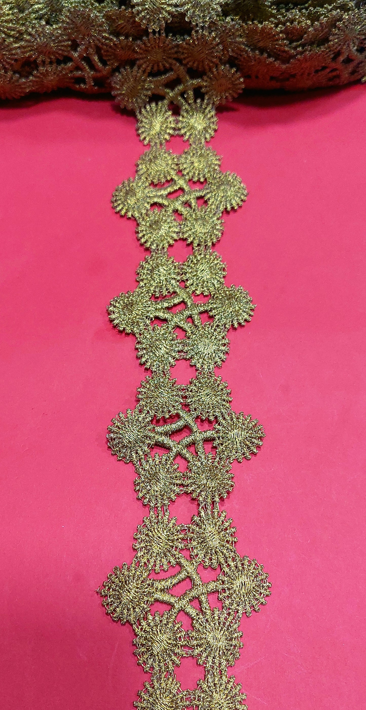 Fancy Flower Lace (9.5 Meter)